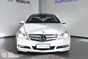 MERCEDES-BENZ E 220 CDI Coupé BlueEFFICIENCY Avantgarde